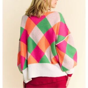 Davi & Dani Multi Colored Diamond Pattern Knit Sweater in Pink Orange
